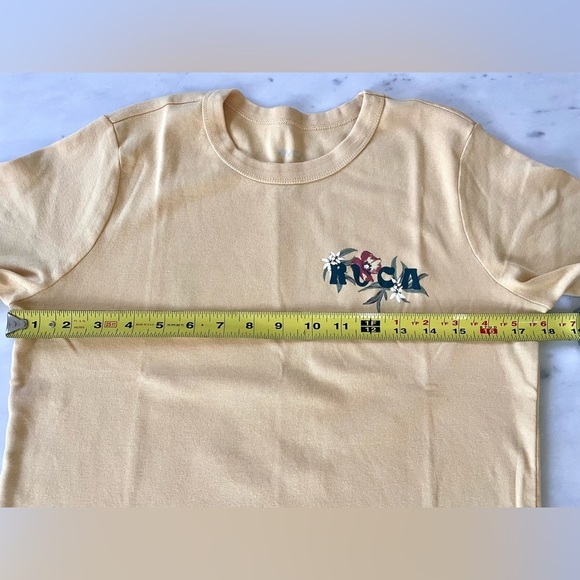 RVCA Woman’s Hawaii T-shirt XS NWT - Picture 6 of 8
